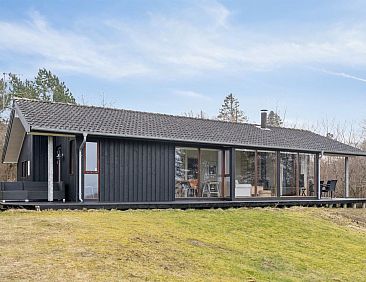 Vakantiehuis "Heike" - 650m from the sea