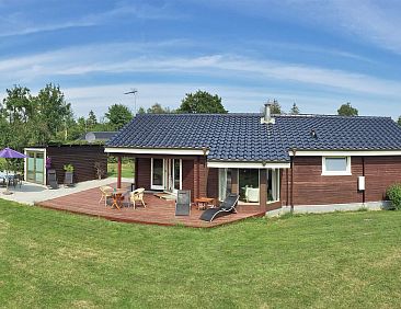 Vakantiehuis "Karanfilka" - 900m from the sea