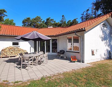 Vakantiehuis "Fernande" - 150m from the sea