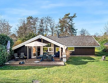 Vakantiehuis "Emili" - 300m from the sea