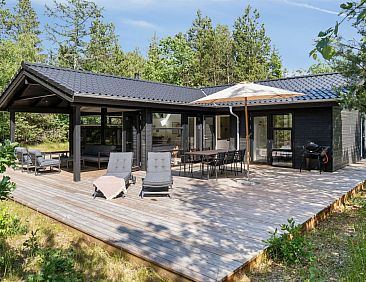 Vakantiehuis "Ela" - 800m from the sea