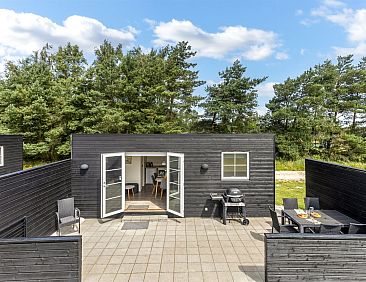 Vakantiehuis &quot;Lovis&quot; - 900m from the sea