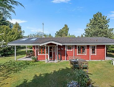 Vakantiehuis "Berit" - 700m from the sea