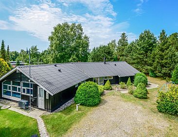 Vakantiehuis "Joakim" - 350m from the sea