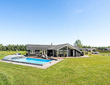 Vakantiehuis "Kiersten" - 800m from the sea