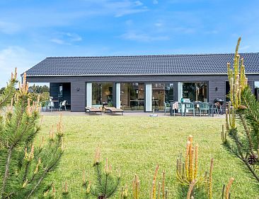 Vakantiehuis "Edite" - 900m from the sea