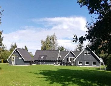 Vakantiehuis "Ingalil" - 650m from the sea