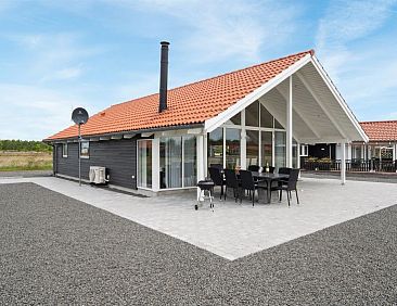 Vakantiehuis "Domi" - 1.2km from the sea