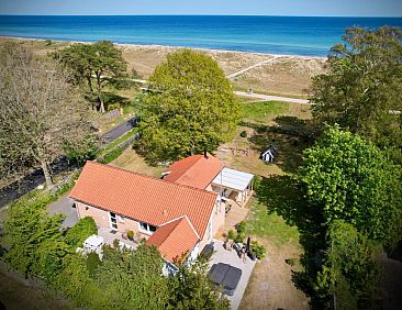 Vakantiehuis "Marjukka" - 10m from the sea