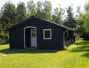 Vakantiehuis "Kiersten" - 800m from the sea