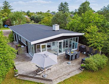 Vakantiehuis "Manko" - 250m from the sea