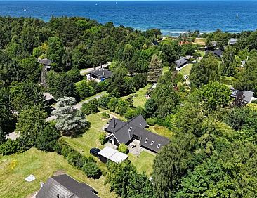 Vakantiehuis "Vaula" - 300m from the sea