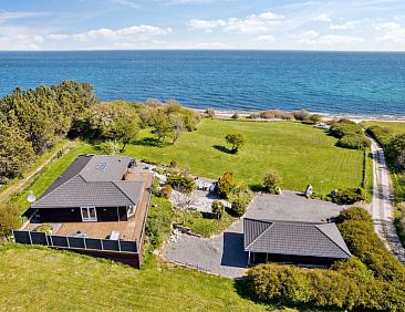 Vakantiehuis "Sahid" - 20m from the sea