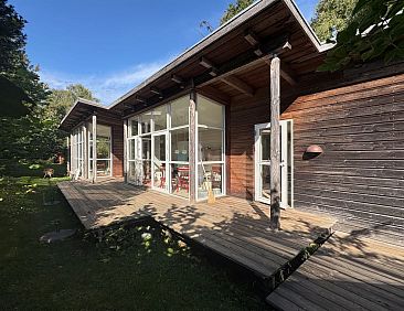 Vakantiehuis "Ellenora" - 1.7km from the sea