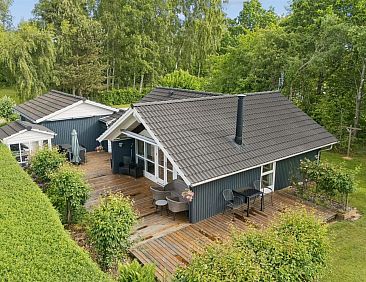 Vakantiehuis "Loreia" - 350m from the sea