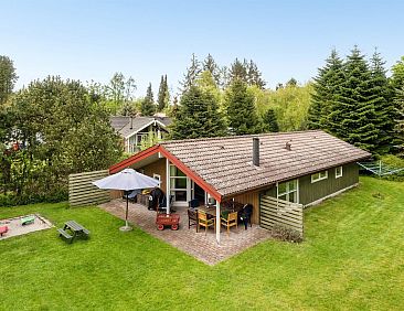 Vakantiehuis "Loreia" - 200m from the sea