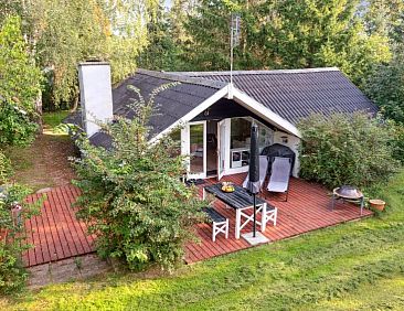 Vakantiehuis &quot;Ninni&quot; - 3.2km from the sea
