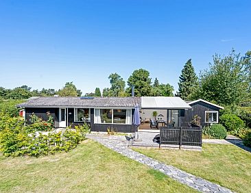 Vakantiehuis "Keke" - 120m from the sea