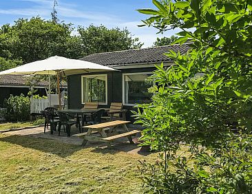 Vakantiehuis "Vojo" - 100m from the sea