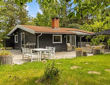 Vakantiehuis &quot;Afke&quot; - 660m from the sea