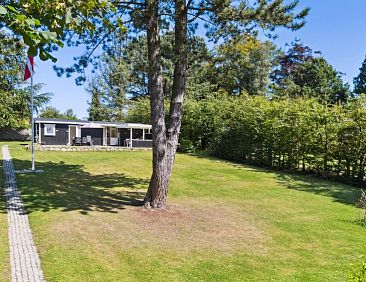 Vakantiehuis &quot;Guthfrith&quot; - 1.4km from the sea