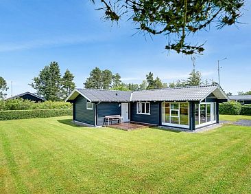 Vakantiehuis "Lodden" - 600m from the sea