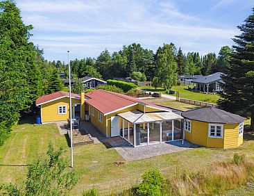 Vakantiehuis "Senija" - 6.5km from the sea