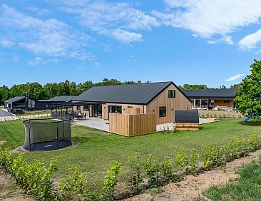 Vakantiehuis "Gustaf" - 800m from the sea