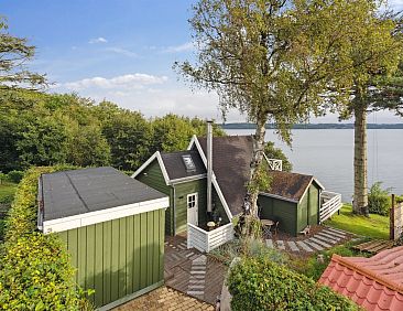 Vakantiehuis "Fifi" - 10m to the fjord