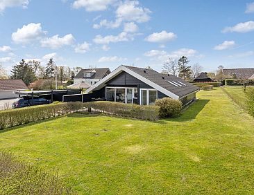 Vakantiehuis "Joannes" - 200m from the sea