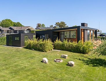 Vakantiehuis &quot;Karitte&quot; - 300m from the sea