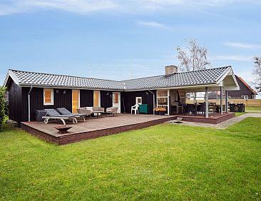 Vakantiehuis &quot;Ilsebet&quot; - 150m from the sea