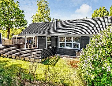 Vakantiehuis &quot;Terttu&quot; - 250m from the sea