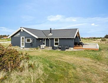 Vakantiehuis "Filip" - 100m from the sea
