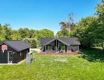 Vakantiehuis &quot;Erlinda&quot; - 300m from the sea