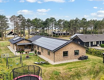 Vakantiehuis "Angret" - 200m from the sea