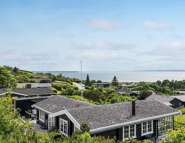 Vakantiehuis "Harda" - 800m from the sea