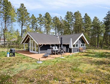 Vakantiehuis "Nonni" - 150m from the sea