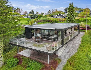 Vakantiehuis "Iarund" - 600m from the sea