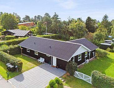 Vakantiehuis "Maureen" - 300m from the sea