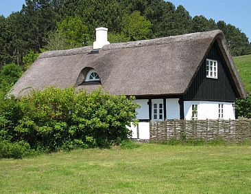 Vakantiehuis "Eva" - 1.5km to the fjord