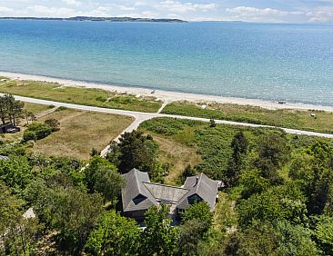 Vakantiehuis "Klint" - 25m from the sea