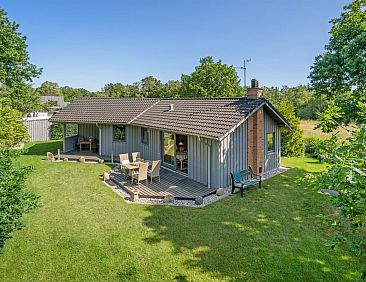 Vakantiehuis "Steffenie" - 250m from the sea