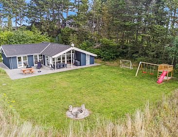 Vakantiehuis "Thjodulf" - 300m from the sea