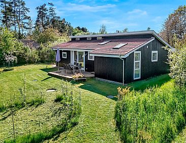 Vakantiehuis "Rik" - 2km from the sea