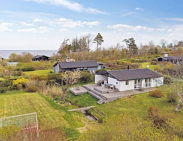 Vakantiehuis "Malena" - 175m from the sea