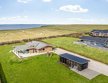 Vakantiehuis &quot;Kirsa&quot; - 200m to the fjord