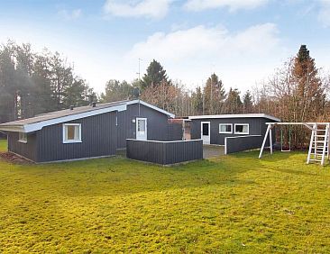 Vakantiehuis "Axilen" - 1km from the sea