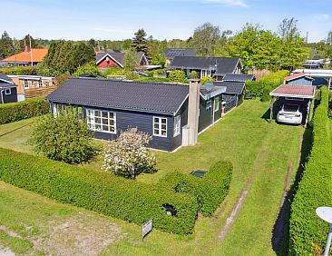 Vakantiehuis "Nantje" - 300m from the sea