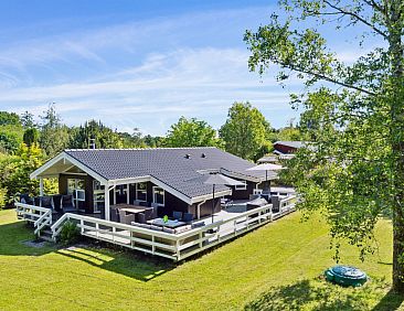 Vakantiehuis "Alruna" - 350m from the sea